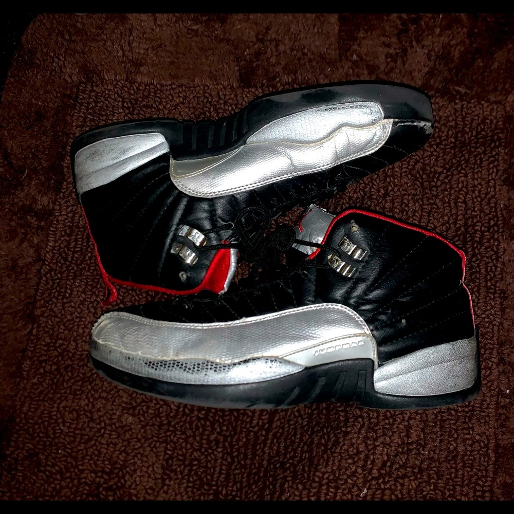 Nike Air Jordan 12 Retro Shoes